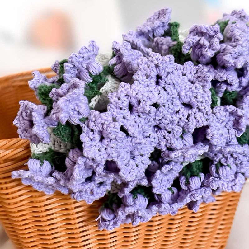 Beginner Crochet Kit with Lavender Hook & Pattern Book/Video Tutorials - Learn to Crochet DIY for s, Make a Luxe Floral Blanket Throw or Bouquet - All-in-One Starter, Christmas/ Gift for Women & Crafters