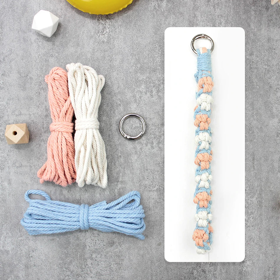 Handmade Woven Cat's Paw Wristband keychain Macrame Kit With Tutorial For Beginners Hand DIY Cat Paw Wristlet Key Chain Lanyard