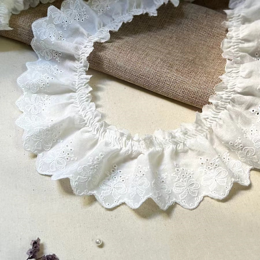 2 Yards Modern White & Ivory Lace Fabric - 7cm Wide Embroidered Guipure Lace Trim with Intricate Floral & Scroll Patterns, Frilled Edges for Wedding Decor, Bridal Collars, Bow Knots, Tassel Ribbon & Elegant Garment Making - D