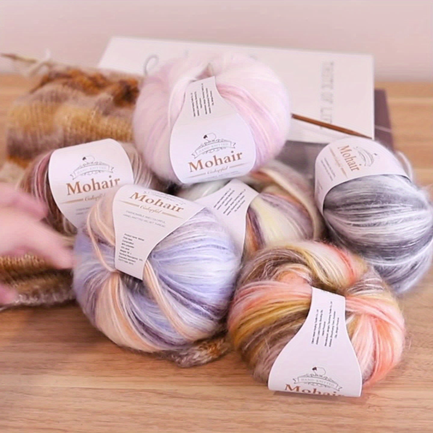 1 large bag = 6 skeins of yarn, rainbow gradient colors available. Suitable for DIY crafting materials such as knitting tops, pants, scarves, gloves, and other handmade items. Composition: 90% polyester, 10% wool