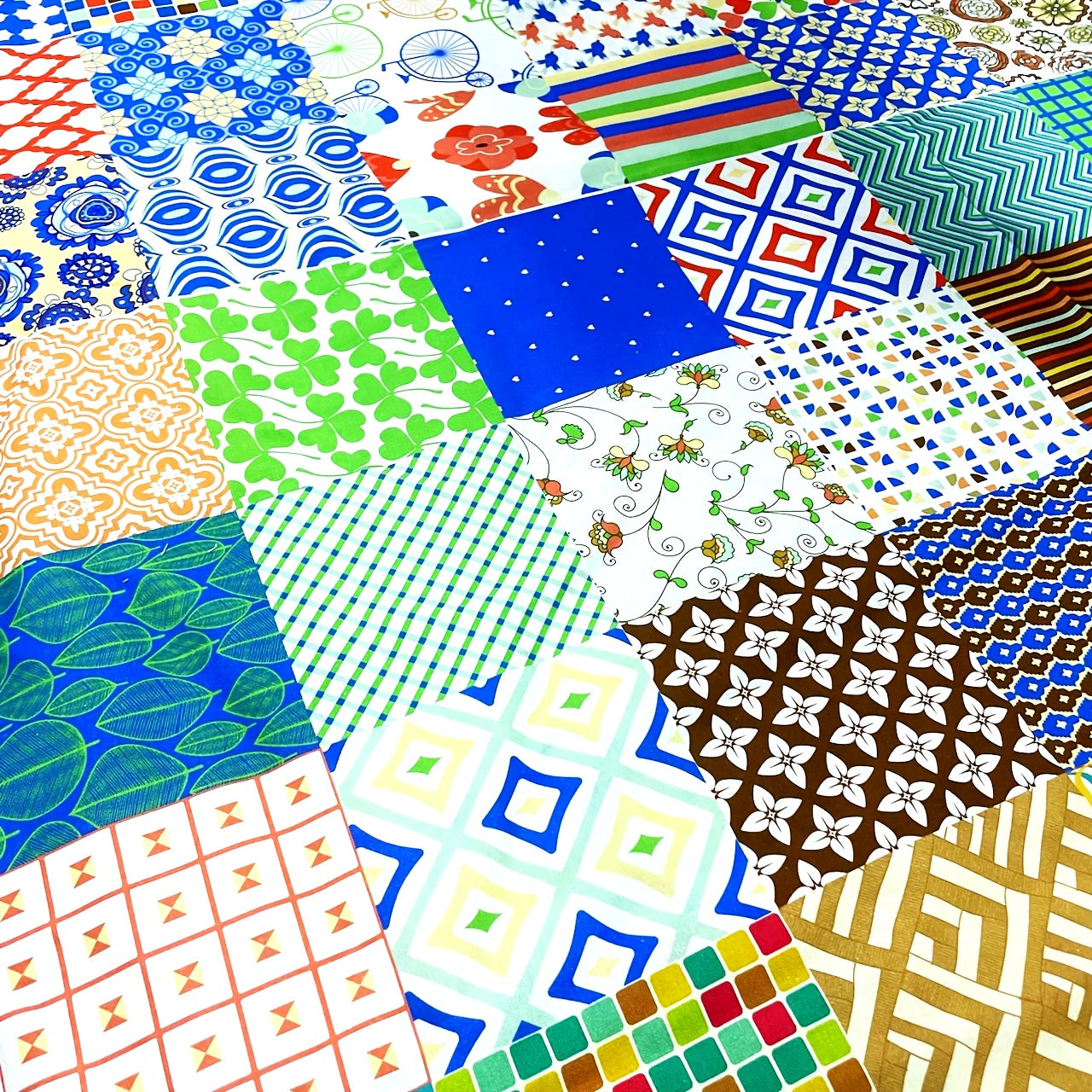 100% Cotton Geometric Print Quilting Cloth Squares | 10 X 10 CM Precuts | Hand Wash Only | DIY Craft Sewing Supplies | Home Textiles Handmade