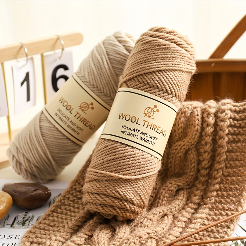 5 Balls of Australian Wool 70% Knitting Needle Thick Wool Yarn 3-Layer Yarn Light Luxury Wool Yarn Is Soft And Comfortable Suitable for Sweaters, Coats, Shawls, Hats, Scarves And Various Hand-Knitting