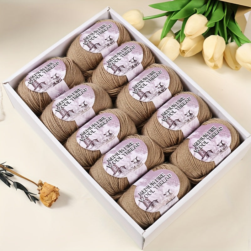 500g 1 large bag of high-quality medium-weight 212 wool yarn, hand-spun worsted wool suitable for knitting autumn and winter fashionable sweaters, scarves, hats, mittens, blankets, rugs, and various handicrafts. 100% wool. 1