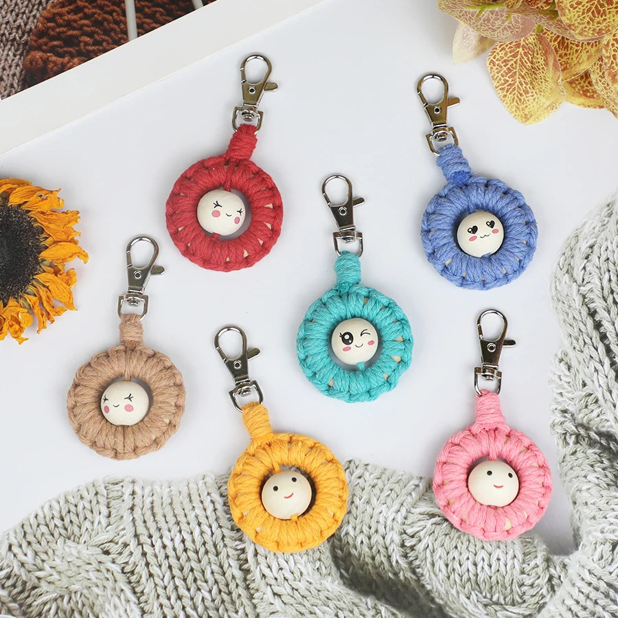Handmade Knitting Smiley keychain Macrame Kit With Tutorial For Beginner Hand DIY Smiley key Chain Cell Phone Lanyard Pendant
