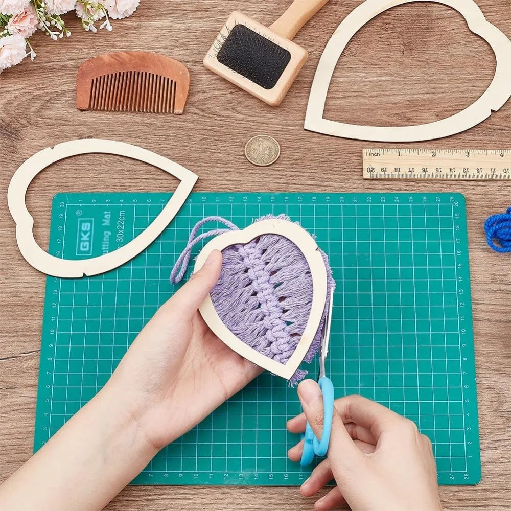 4Pcs Macrame Supplies Set Wooden Macrame Leaf Template Macrame Cutting Moulds and Comb for Making Macrame Feather making kit