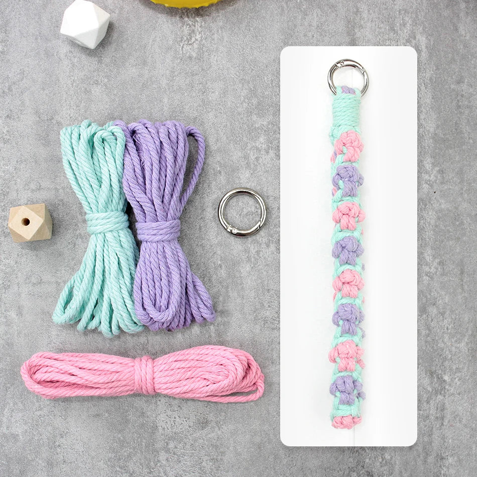 Handmade Woven Cat's Paw Wristband keychain Macrame Kit With Tutorial For Beginners Hand DIY Cat Paw Wristlet Key Chain Lanyard