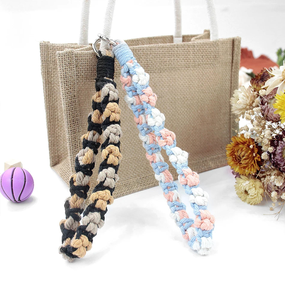 Handmade Woven Cat's Paw Wristband keychain Macrame Kit With Tutorial For Beginners Hand DIY Cat Paw Wristlet Key Chain Lanyard