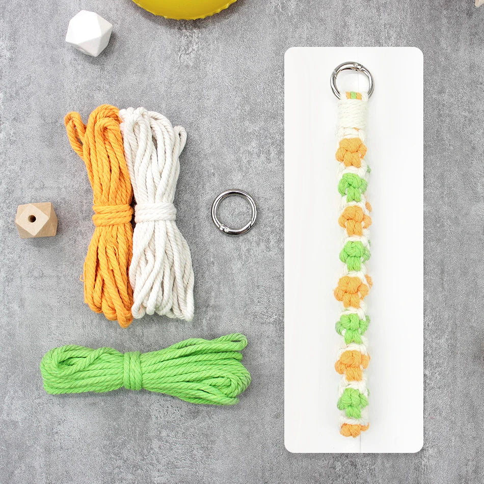 Handmade Woven Cat's Paw Wristband keychain Macrame Kit With Tutorial For Beginners Hand DIY Cat Paw Wristlet Key Chain Lanyard