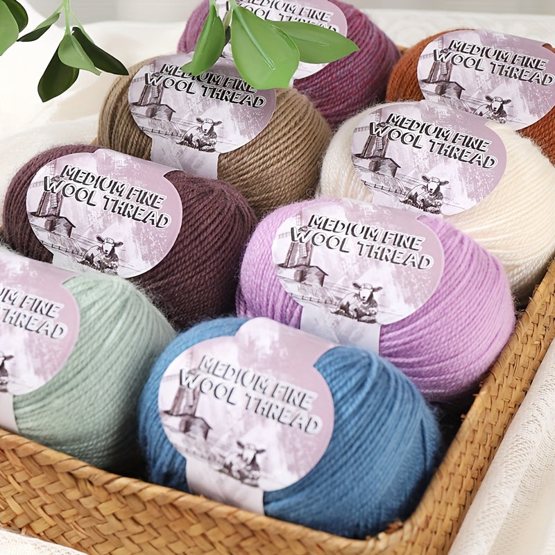 500g 1 large bag of high-quality medium-weight 212 wool yarn, hand-spun worsted wool suitable for knitting autumn and winter fashionable sweaters, scarves, hats, mittens, blankets, rugs, and various handicrafts. 100% wool. 1