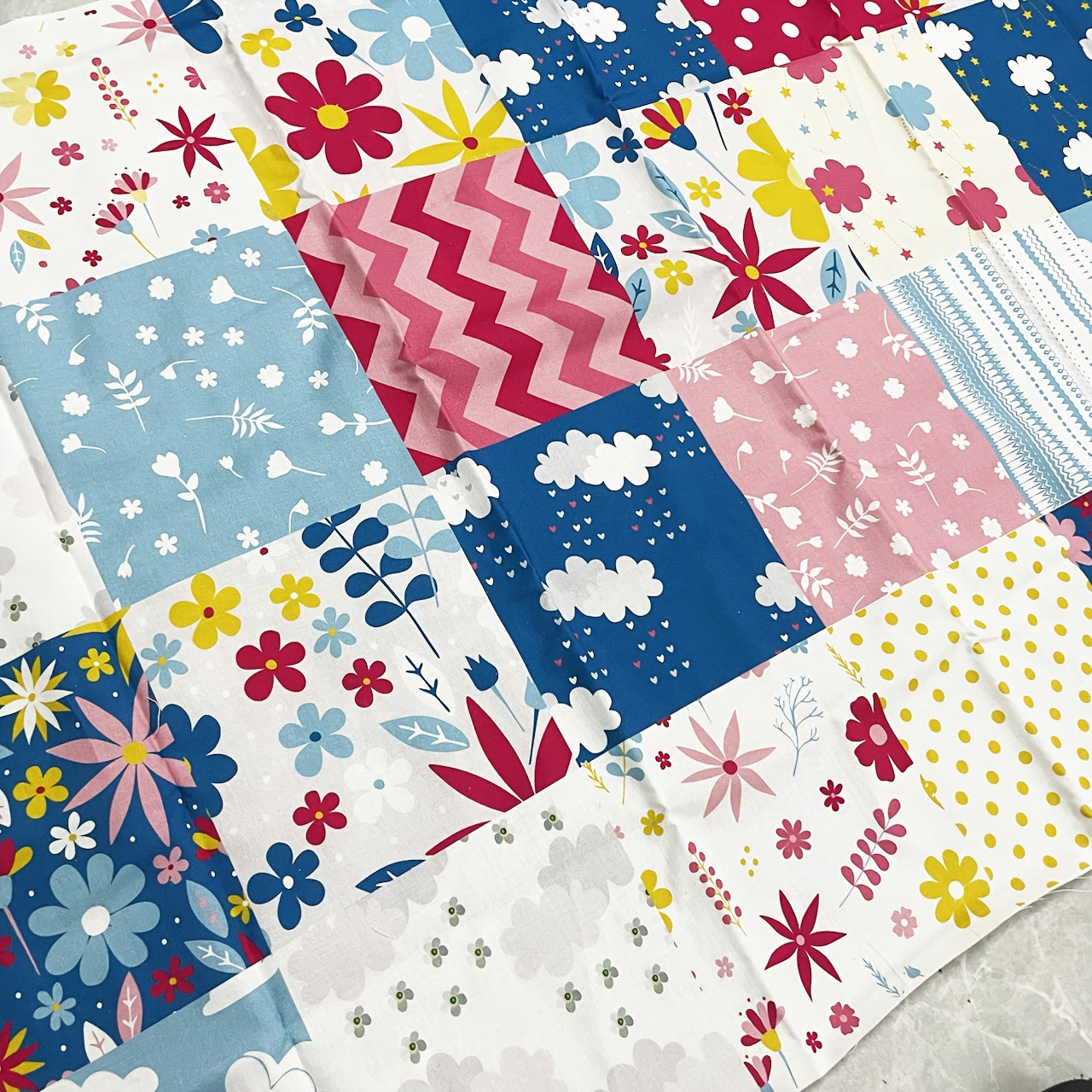 100% Cotton 36 Patterns 6.3 X 6.3inch Quilting Cloth Squares, Cotton Square Flower Craft Cloth Blocks Quilting Supplies for DIY Craft Sewing, Geometric Patterns, Home Textiles Handmade Quilting