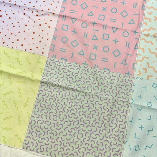 100% Cotton 18 Patterns 23x23cm (9x9in) Quilting Fabric Squares, Sweet Retro Geometric And Abstract Cotton Craft Cloth Blocks, Quilting Supplies For DIY Sewing, Modern Home Textiles Handmade Fabric