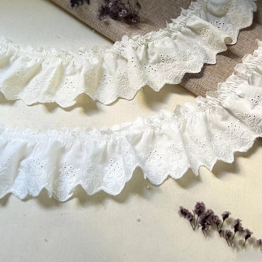 2 Yards Modern White & Ivory Lace Fabric - 7cm Wide Embroidered Guipure Lace Trim with Intricate Floral & Scroll Patterns, Frilled Edges for Wedding Decor, Bridal Collars, Bow Knots, Tassel Ribbon & Elegant Garment Making - D