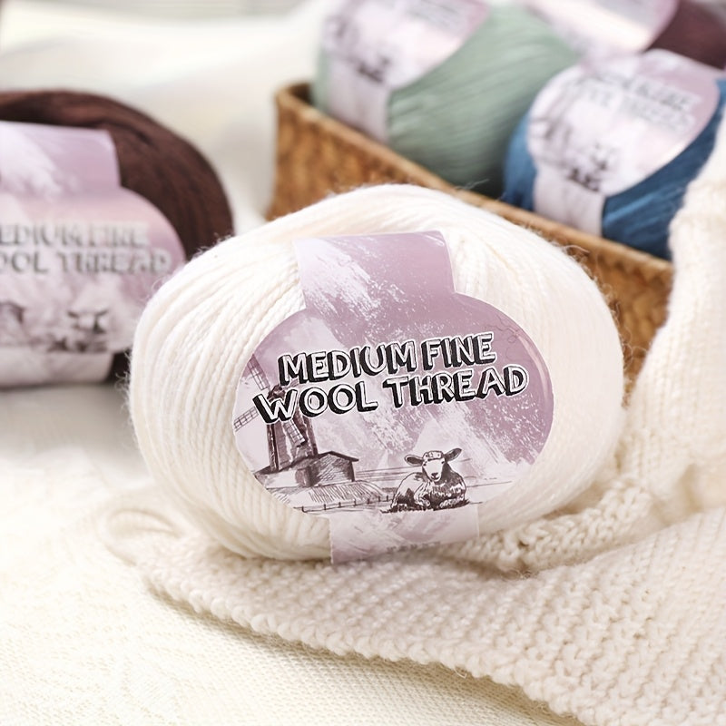 500g 1 large bag of high-quality medium-weight 212 wool yarn, hand-spun worsted wool suitable for knitting autumn and winter fashionable sweaters, scarves, hats, mittens, blankets, rugs, and various handicrafts. 100% wool. 1