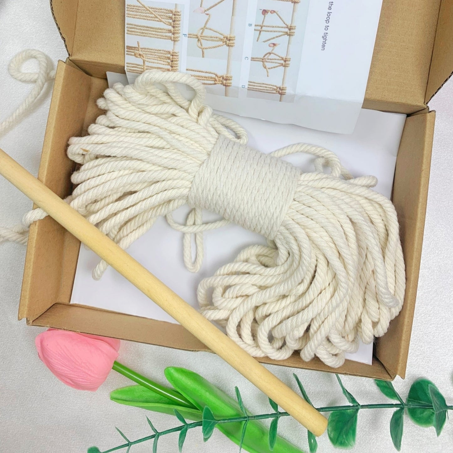 DIY Hand-Woven Tassel Wall Hanging Kit - Perfect for Beginners, Ideal Home Decor & Holiday Gift for Family and Friends, Hanging Decor, Handmade, Wall Hanging Kit