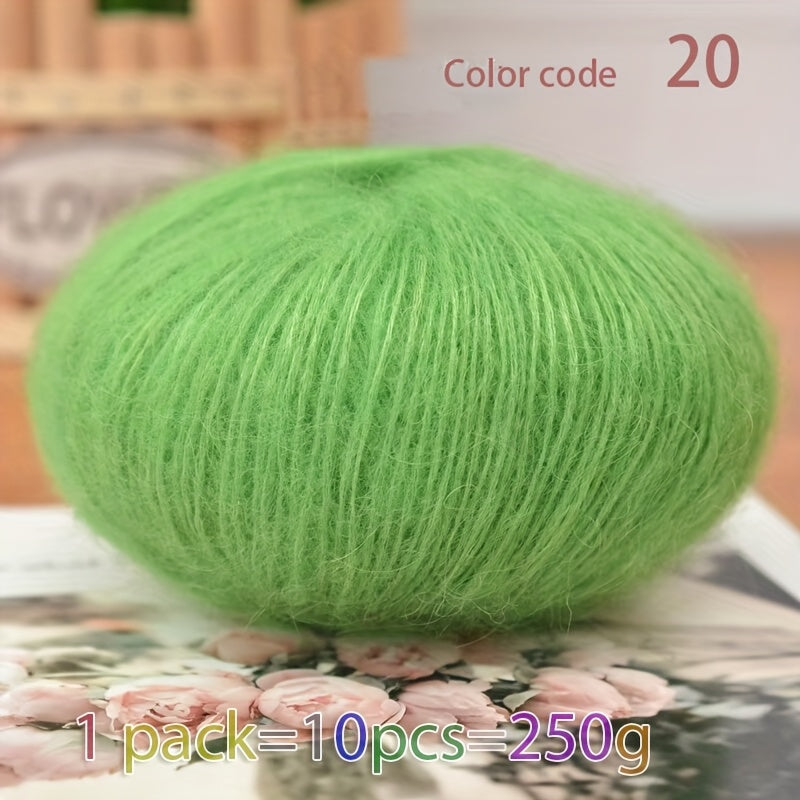 250g Large Bag of Long Wool Yarn, Soft and Light Beige-Friendly DIY Knitting Yarn, Non-Pilling, Suitable for Spring, Summer, Autumn Hollow-Out Fashion Sweaters and Shawls, 45% Cashmere, 40% Wool, 15% Acrylic, 1pc = 10 Balls =