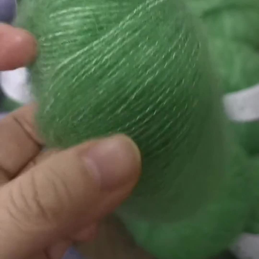 250g Large Bag of Long Wool Yarn, Soft and Light Beige-Friendly DIY Knitting Yarn, Non-Pilling, Suitable for Spring, Summer, Autumn Hollow-Out Fashion Sweaters and Shawls, 45% Cashmere, 40% Wool, 15% Acrylic, 1pc = 10 Balls =