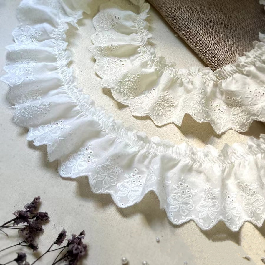 2 Yards Modern White & Ivory Lace Fabric - 7cm Wide Embroidered Guipure Lace Trim with Intricate Floral & Scroll Patterns, Frilled Edges for Wedding Decor, Bridal Collars, Bow Knots, Tassel Ribbon & Elegant Garment Making - D